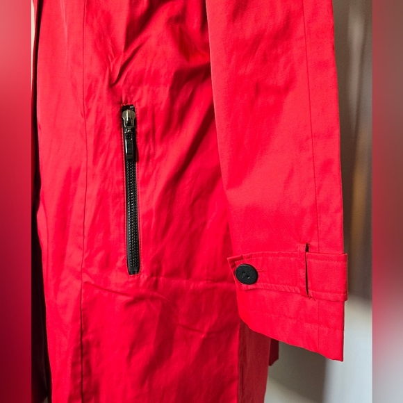 Cherry Red Trench Coat 16P – Street Style • City Walks • Lightweight Raincoat - Picture 4 of 11